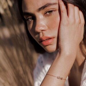 NWT Maya Brenner Gold Tone Love Bracelet